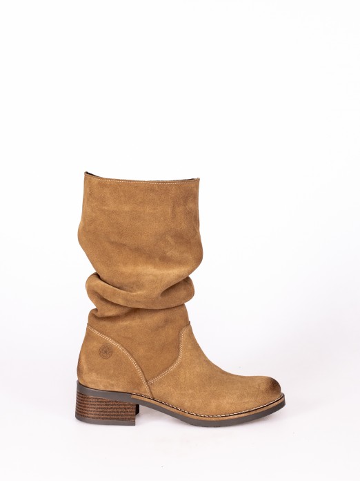 Mid-Calf Boot in Suede