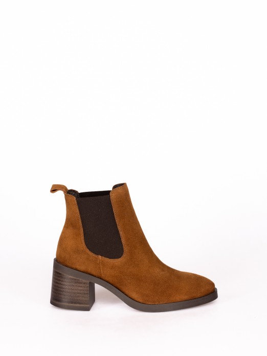 Suede Elastic Heel Ankle Boot