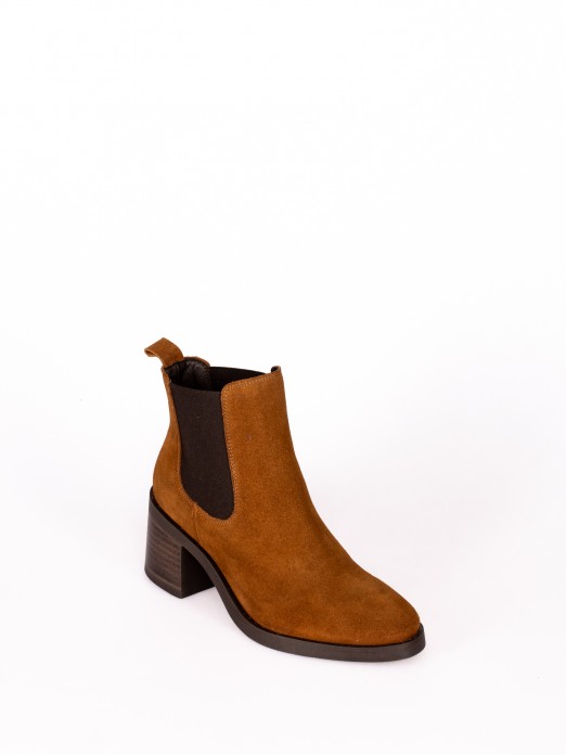 Suede Elastic Heel Ankle Boot