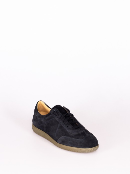 Suede Sports Shoe