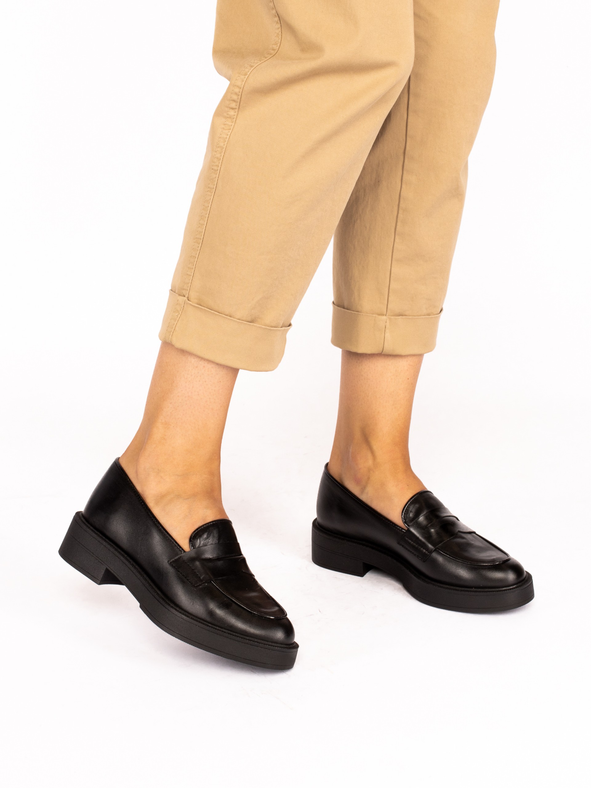 Classic Moccasin with High Sole in Leather