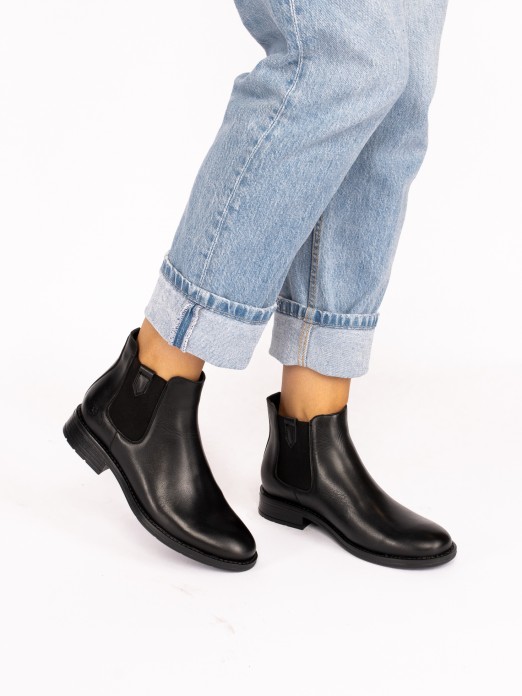 Elastic Leather Ankle Boot