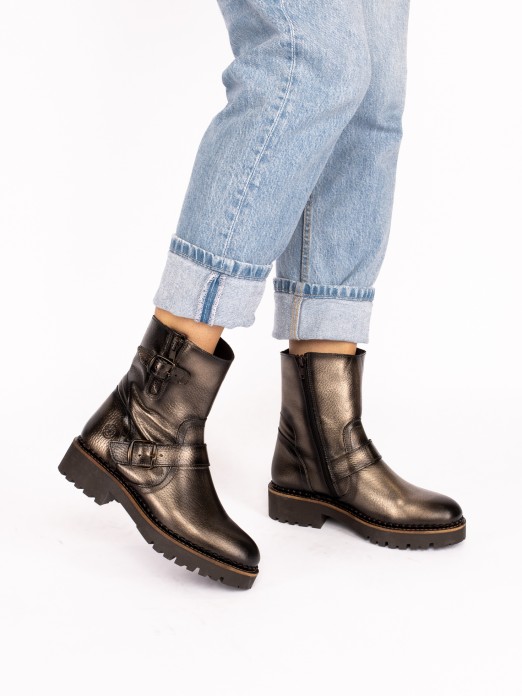 Biker Boot in Metallic Leather, Structured Sole