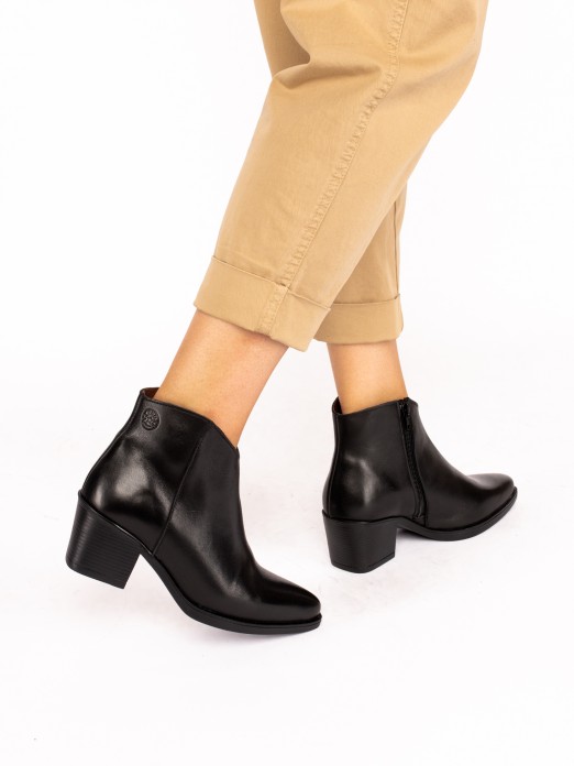 Short Ankle Boot with Buckles in Leather