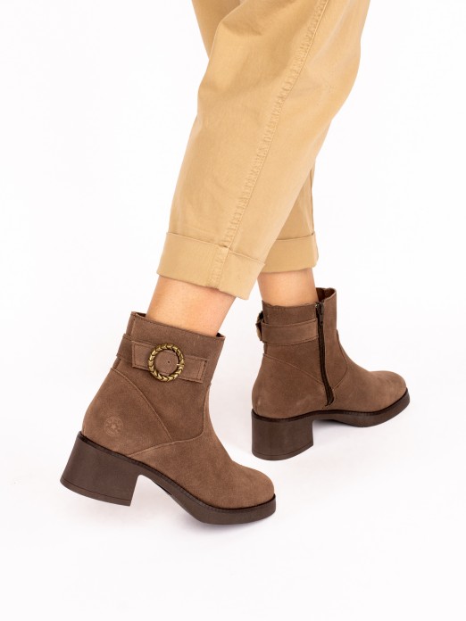 Heeled Ankle Boot in Suede