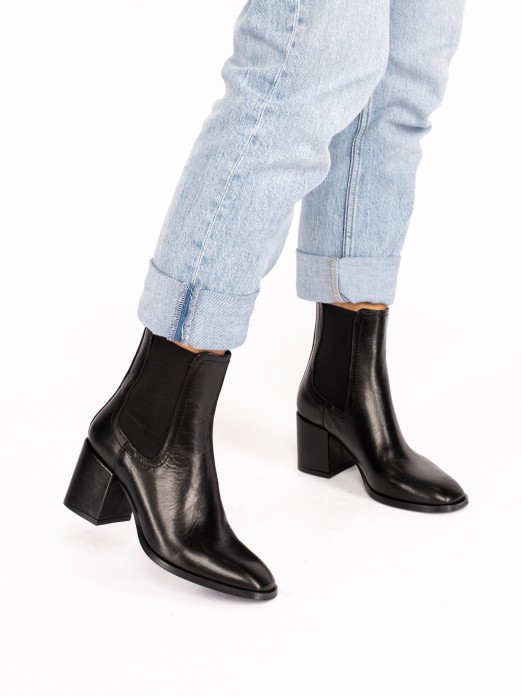 High-Heel Leather Boot with Elastic