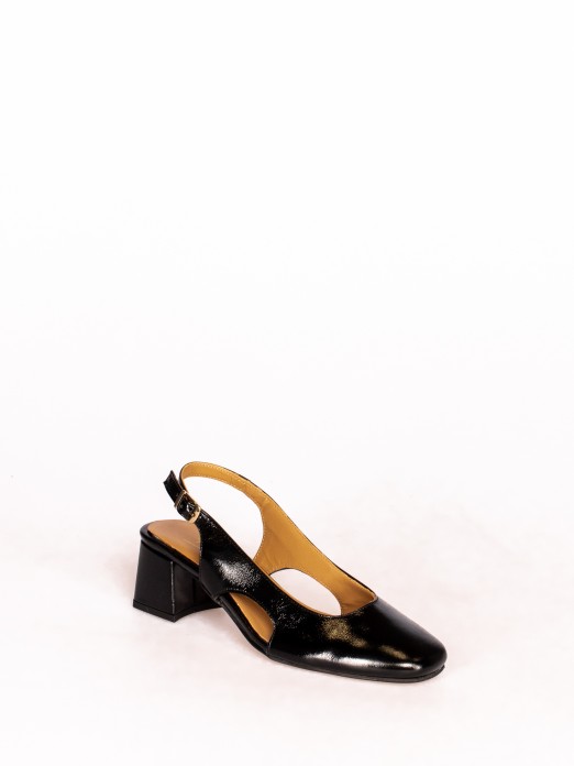 Medium Heel Patent Leather Shoe