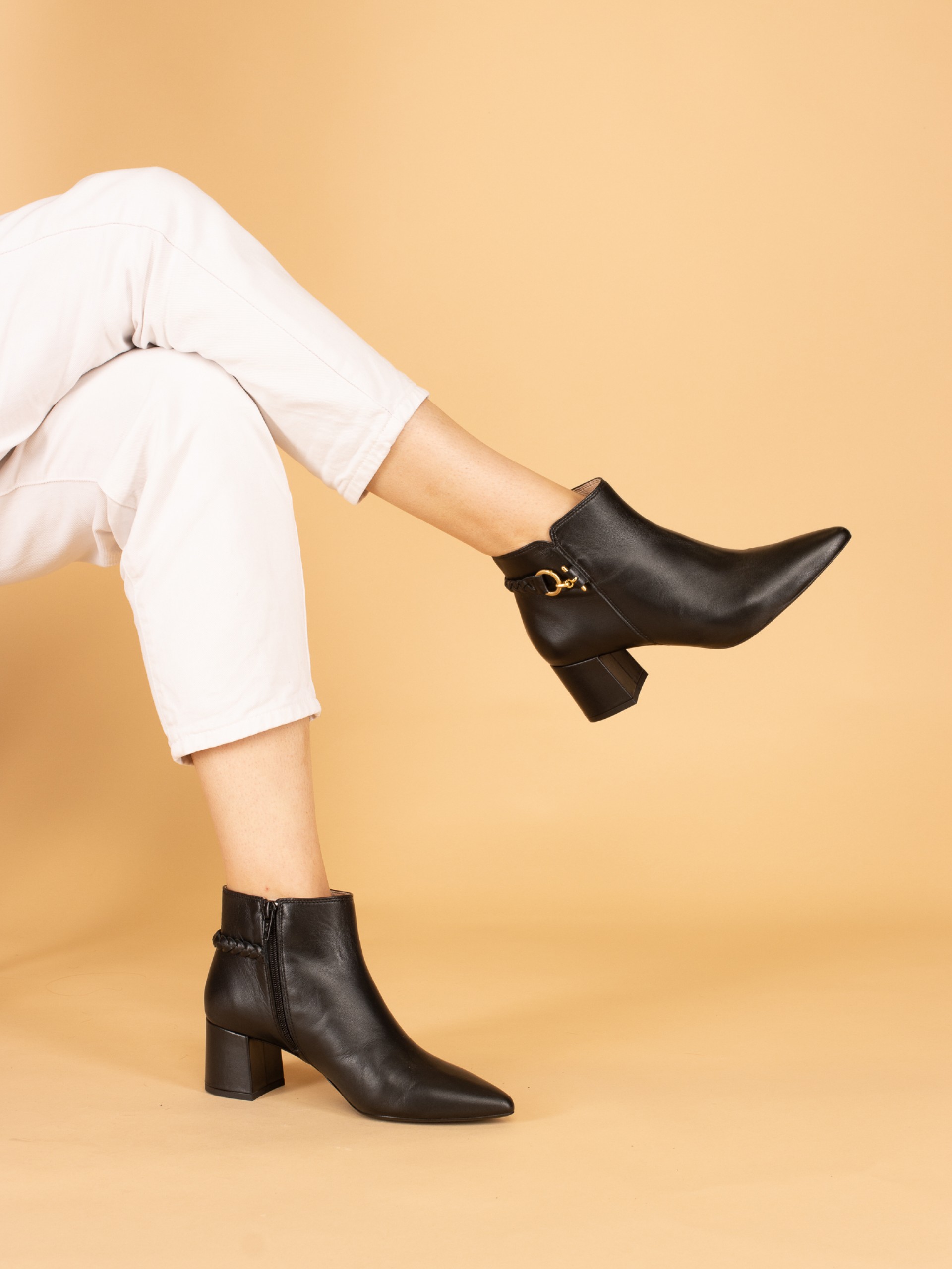 Sofia Costa Short mid-heel Ankle Boot