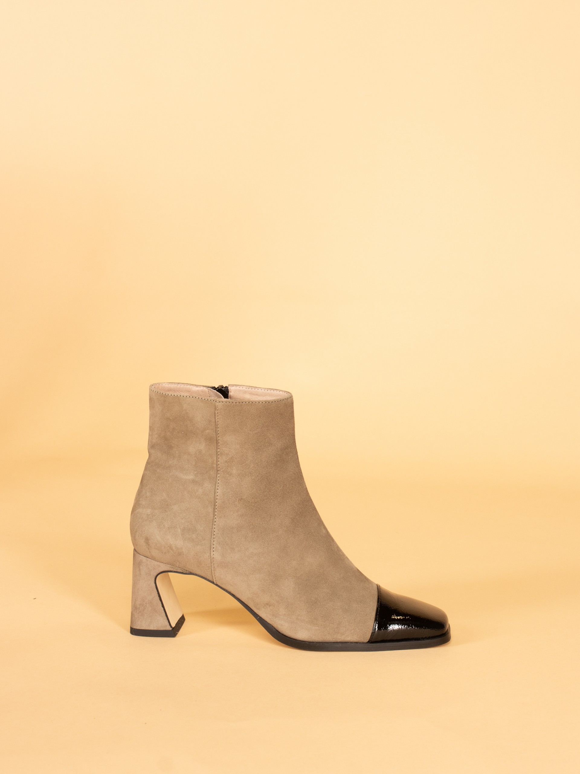 Sofia Costa Mid-heel Ankle Boot