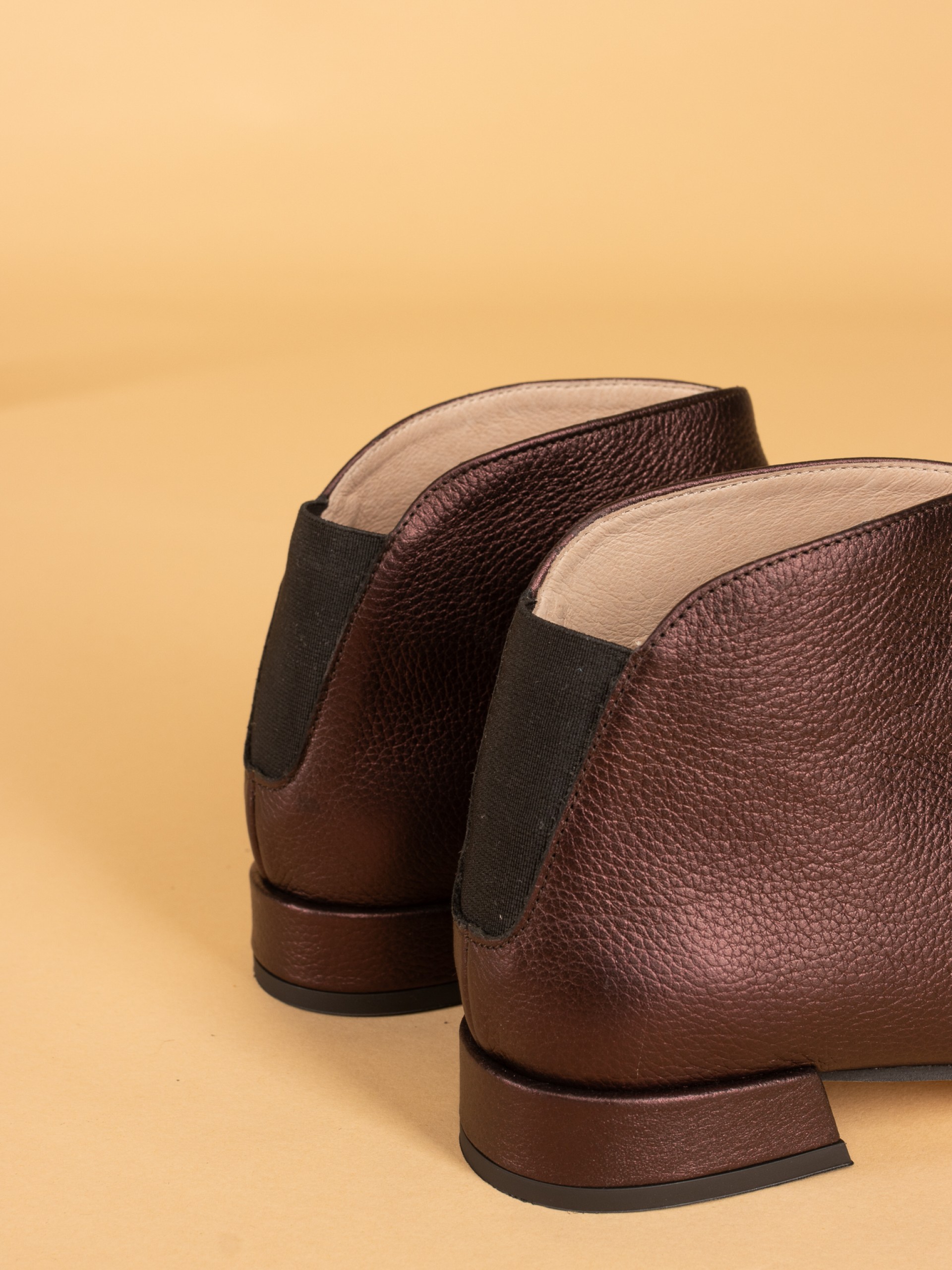 Sofia Costa Short Low-heel