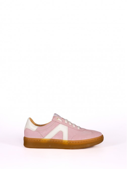 Suede Sports Shoe