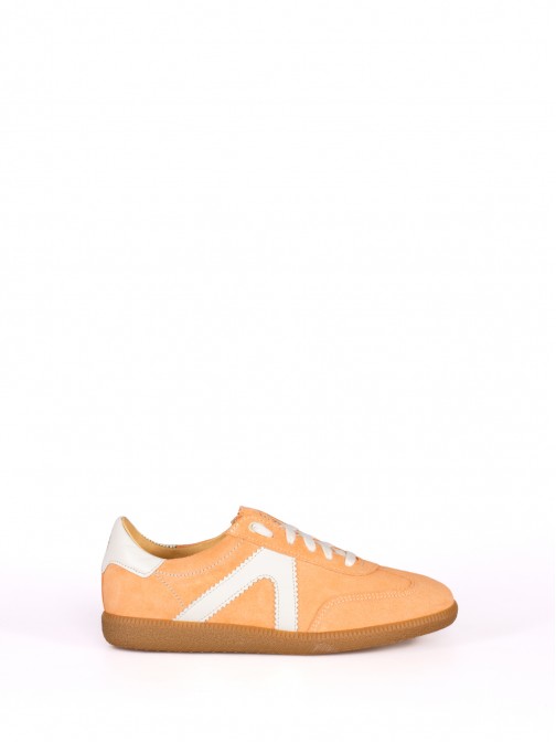 Suede Sports Shoe