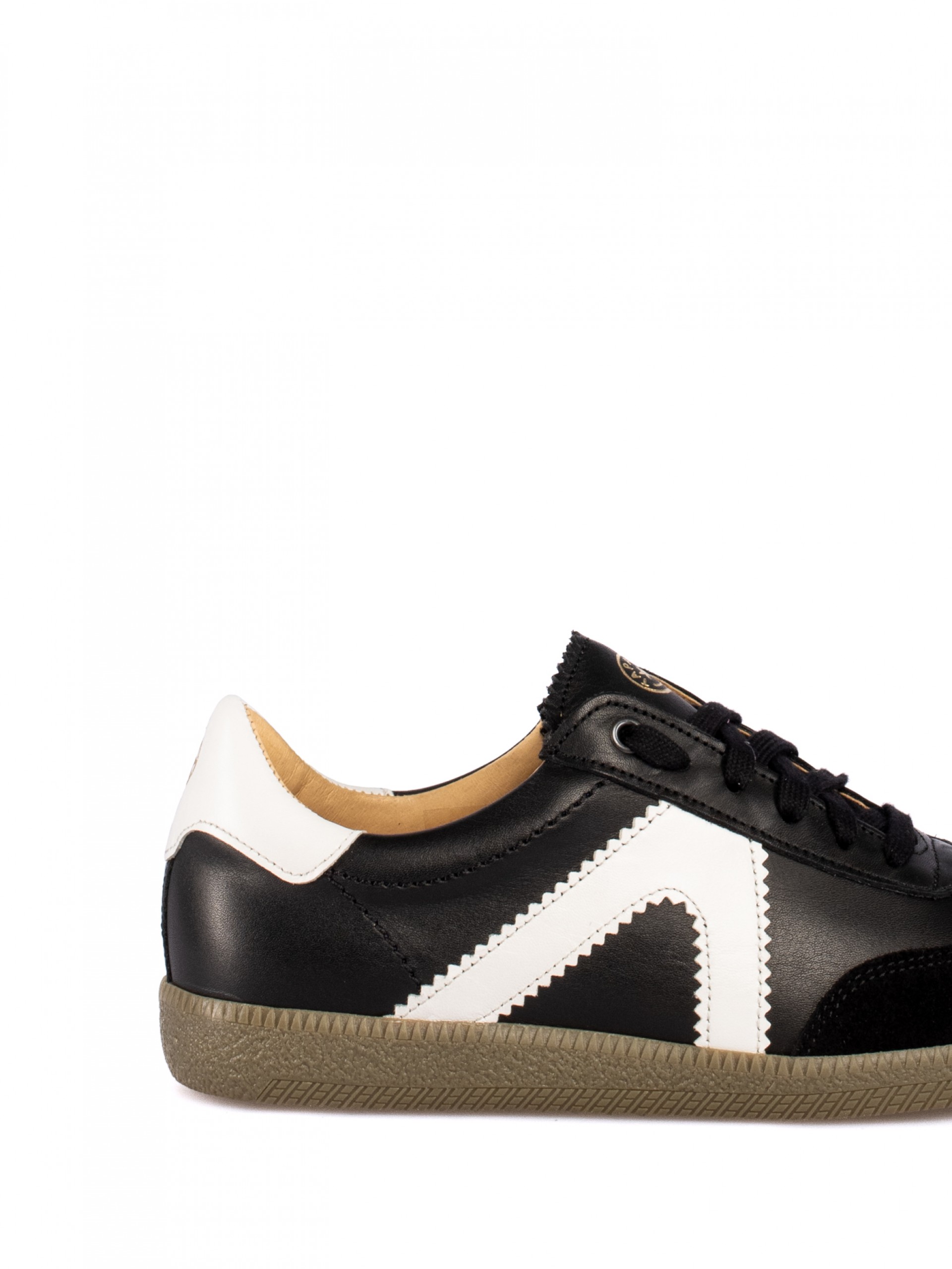 Sapato Desportivo em Pele e Camurça