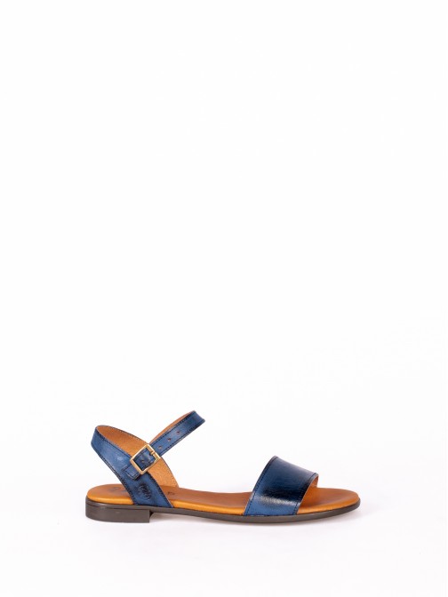 Classic Flat Leather Sandal