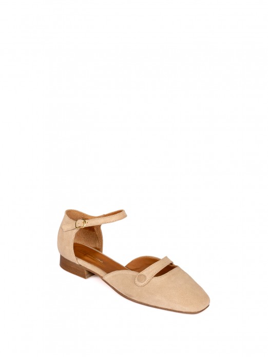 Suede button detail shoe