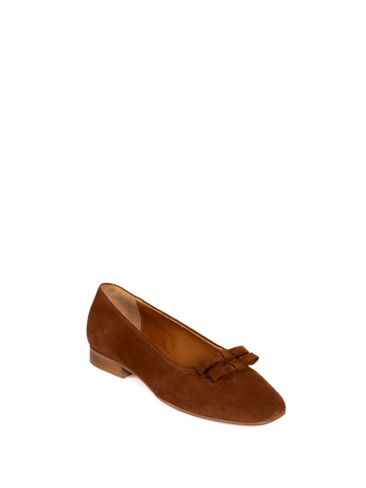 Sabrina with suede bows