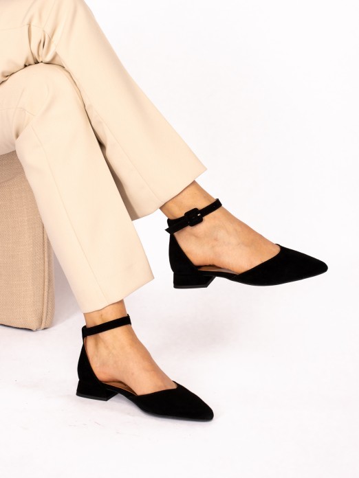 Suede Low Heel Shoe