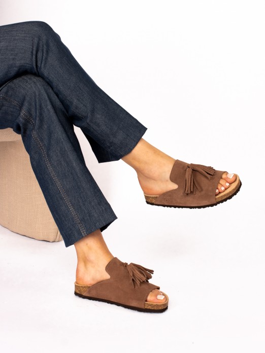 Chinelo Bio com Berloques em Camura
