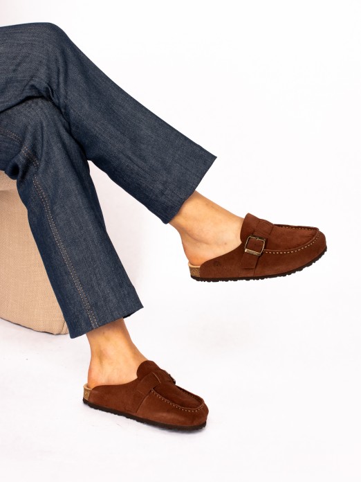 Clogs em Camura com Fivela