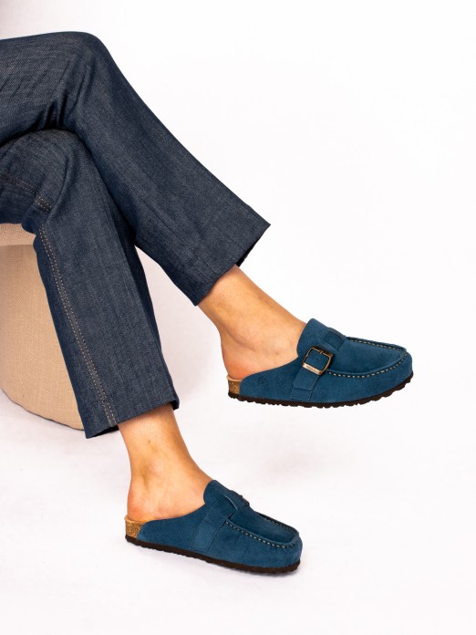 Clogs em Camura com Fivela