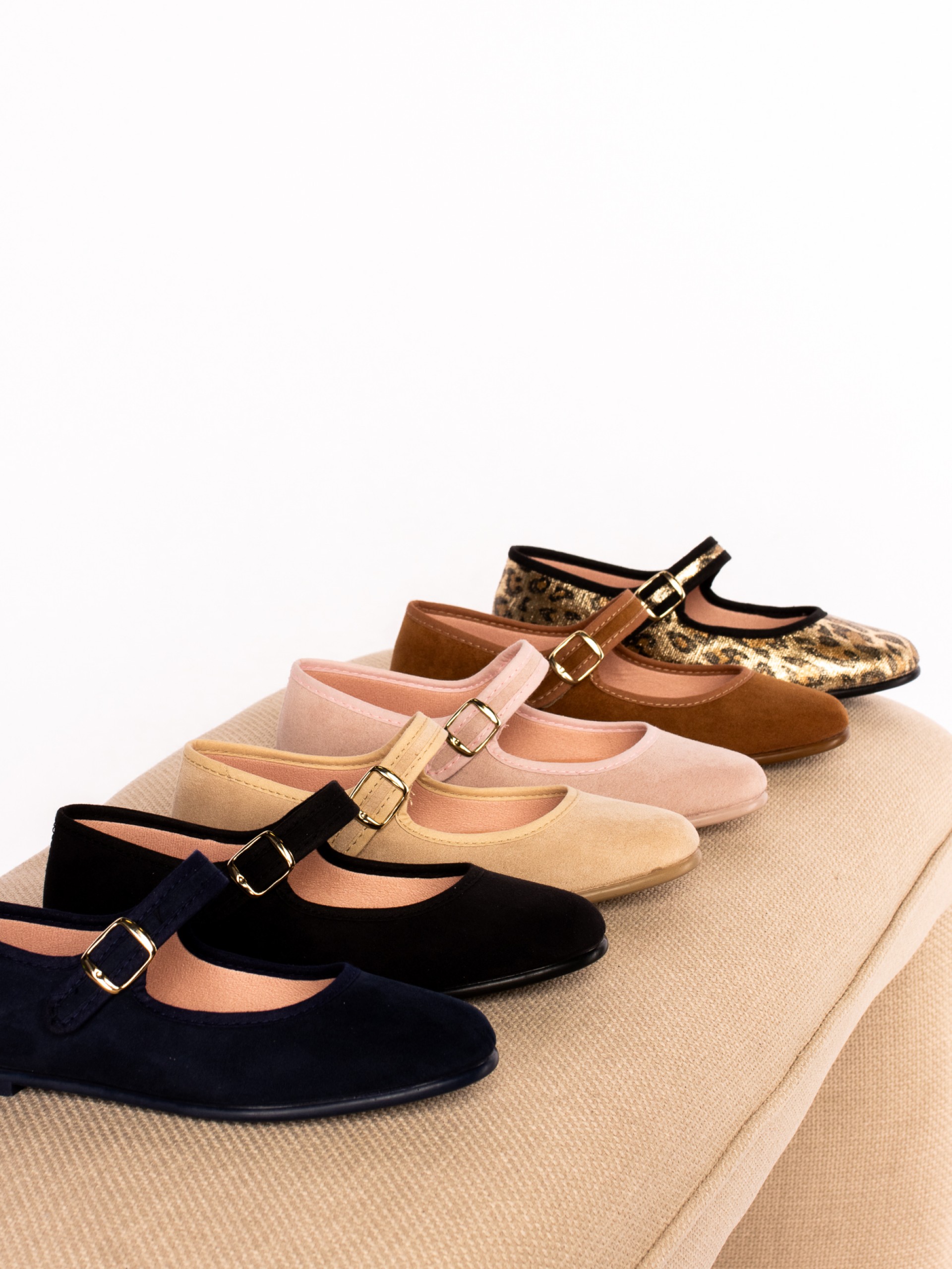 Mary Jane style flat shoes in fabric