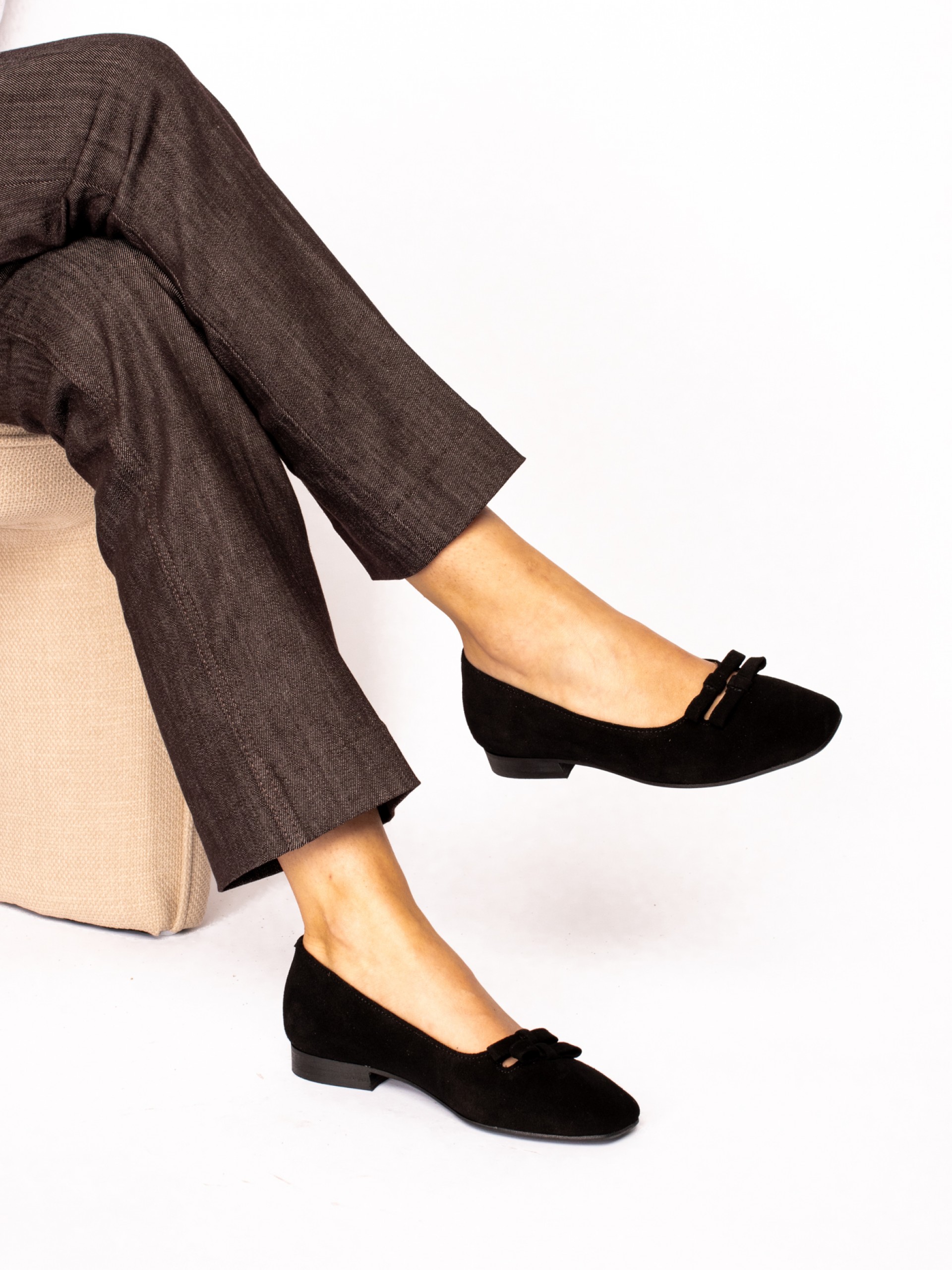 Sabrina with suede bows