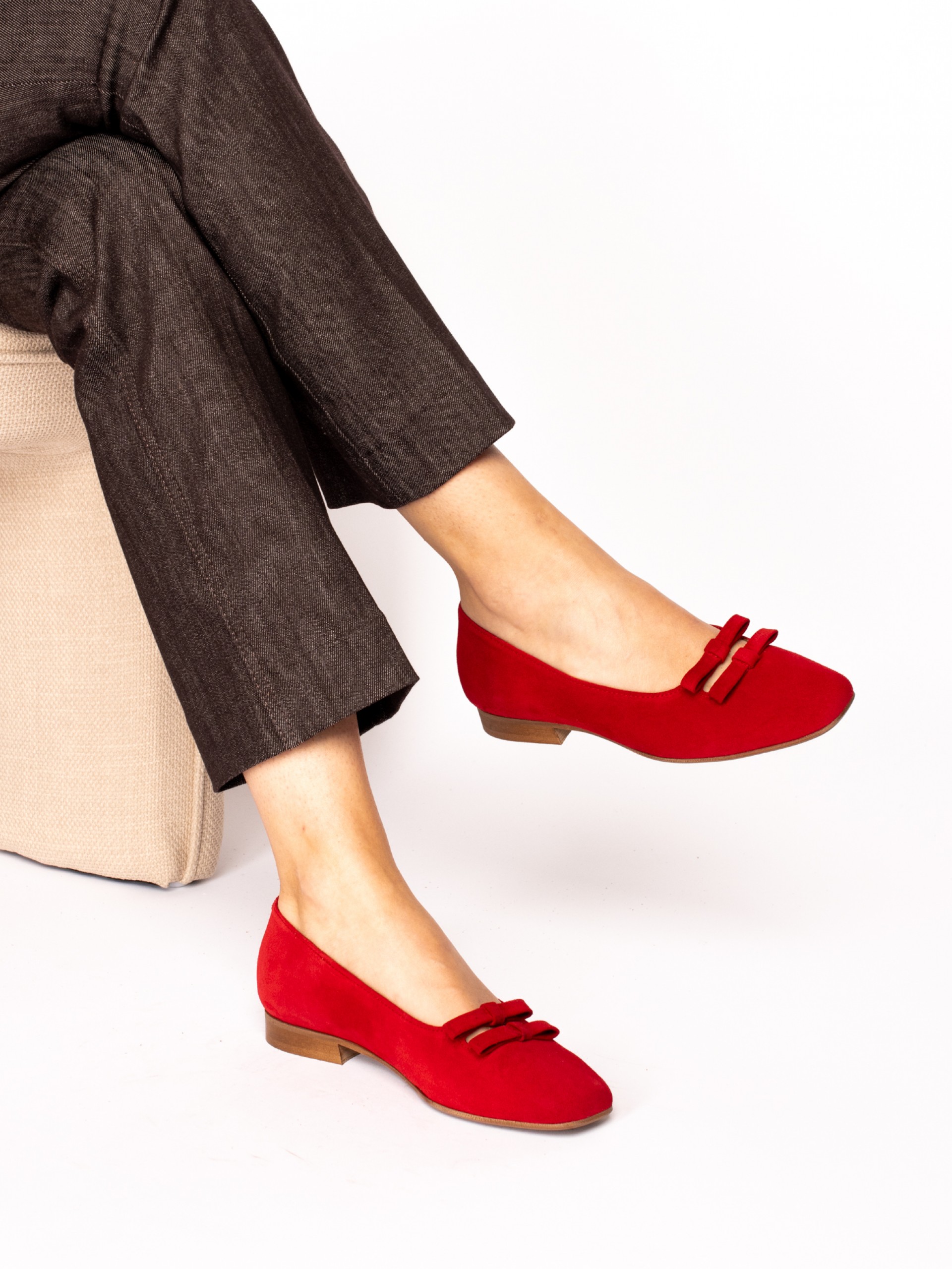 Sabrina with suede bows