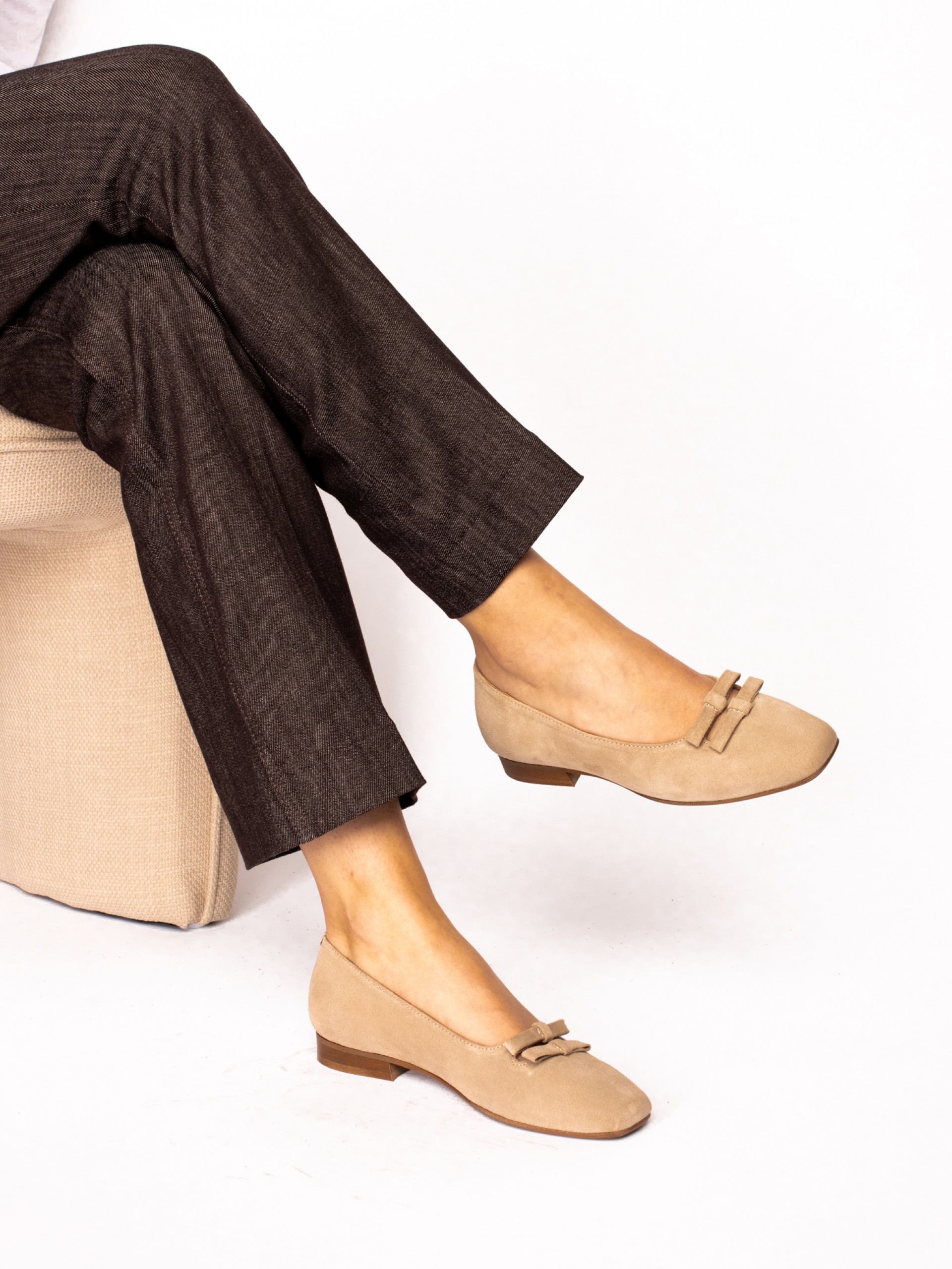 Sabrina with suede bows