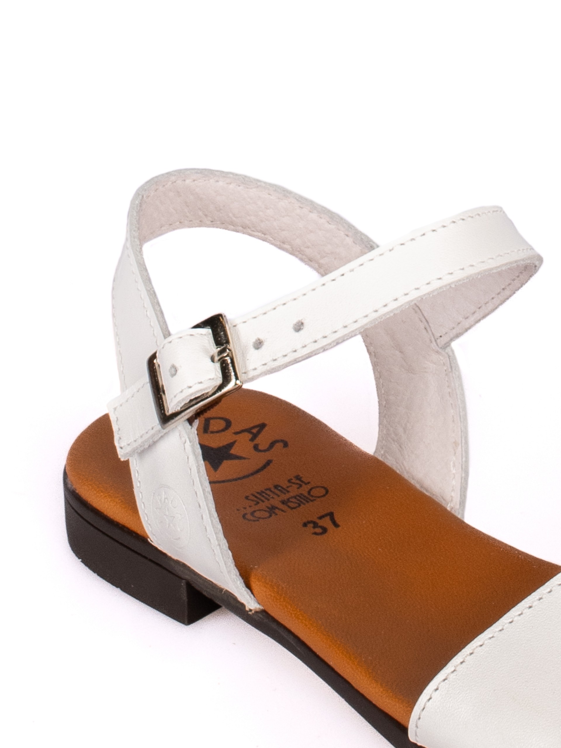 Sandália Rasa Clássica em Pele