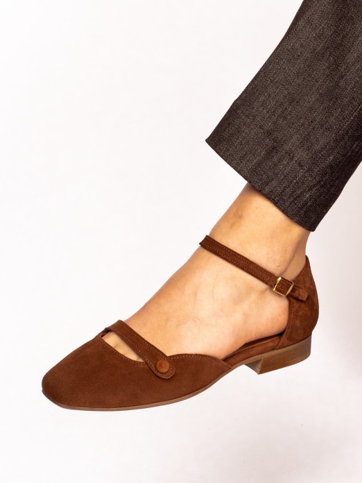 Suede button detail shoe