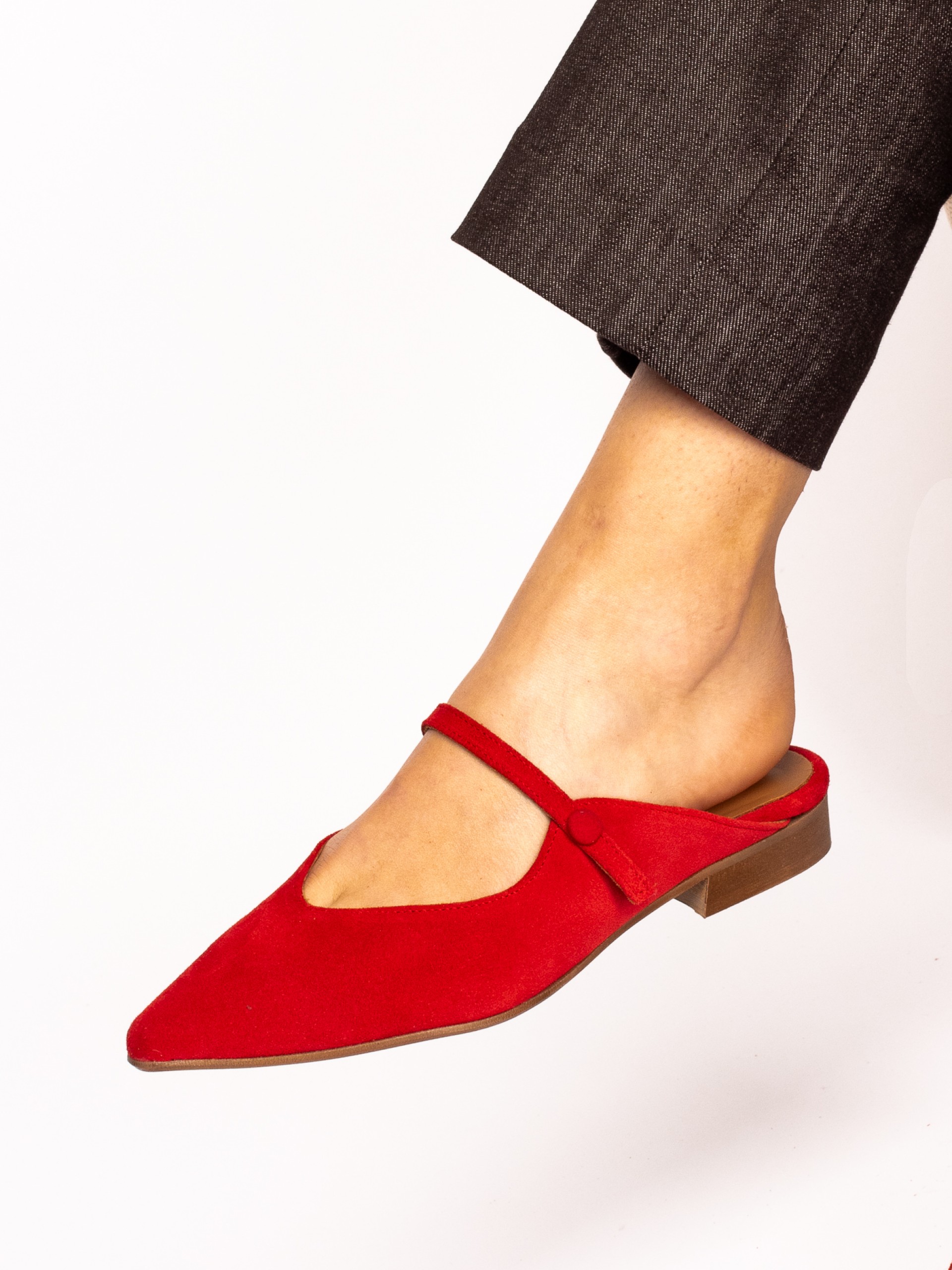 Suede mule with Button