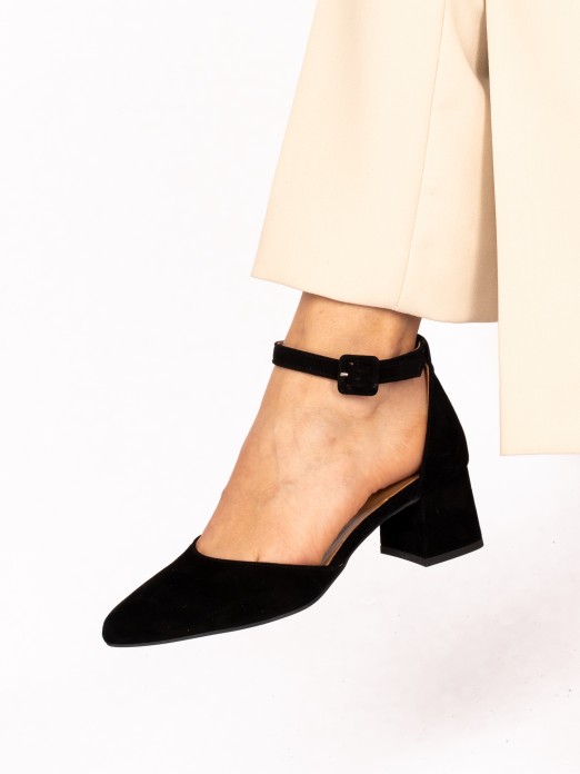 Suede Medium Heel Shoe
