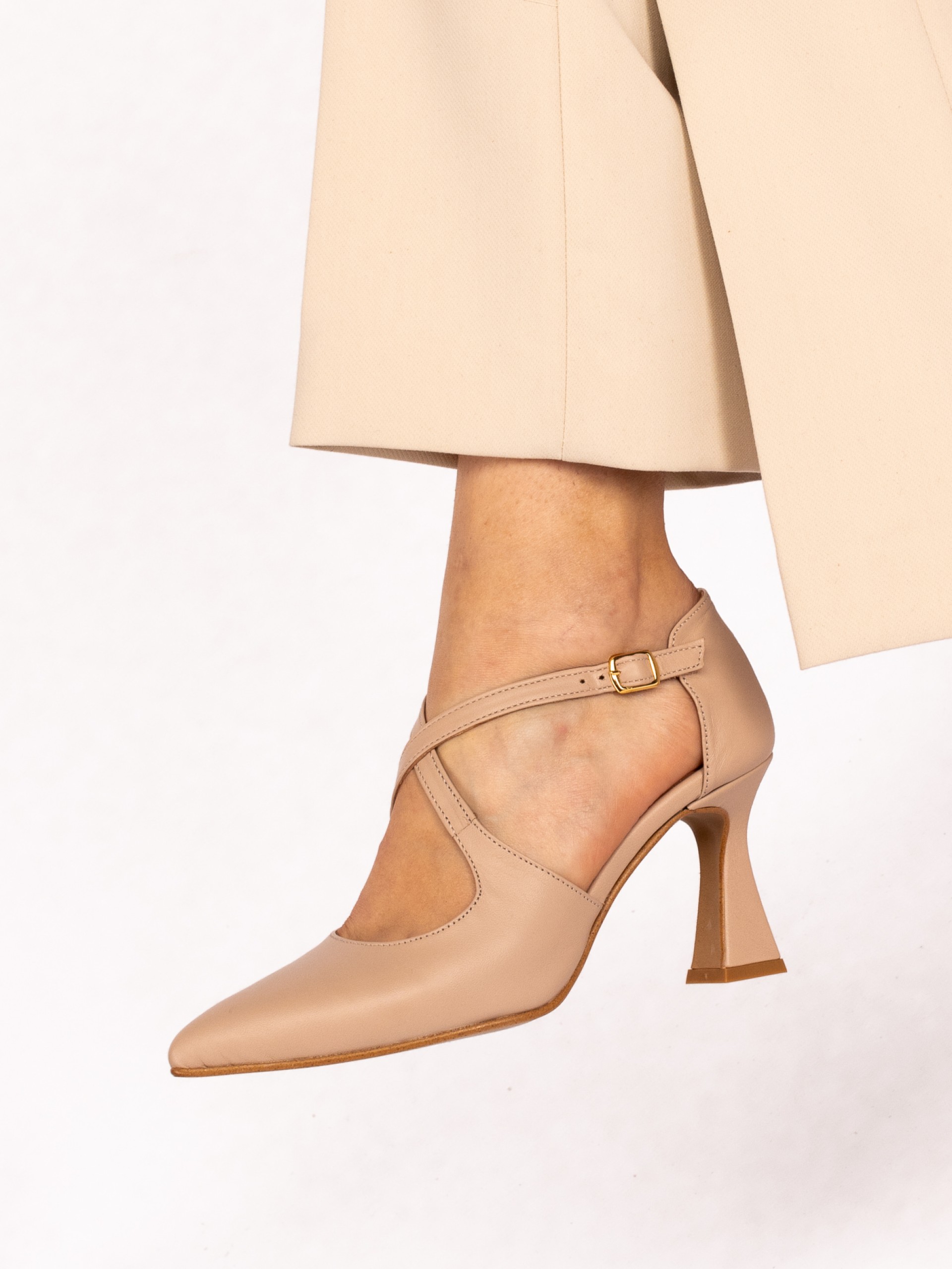 Sapato de Salto Alto em Pele