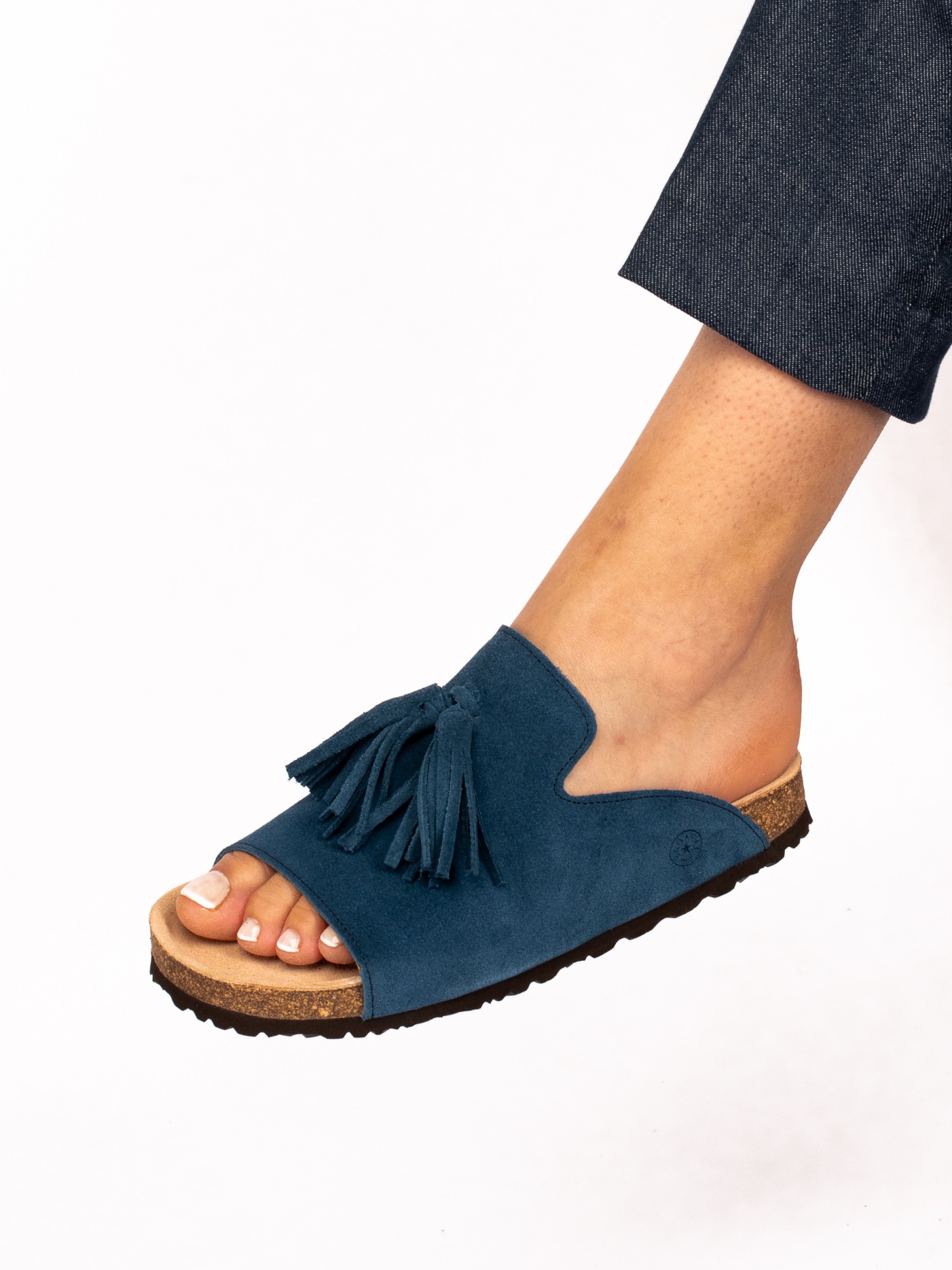 Chinela Bio com Berloques em Camurça