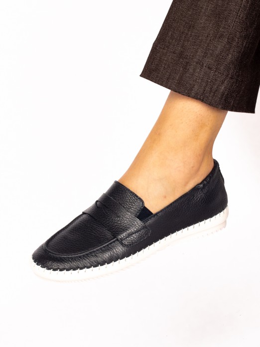 Mocassim Desportivo em Pele