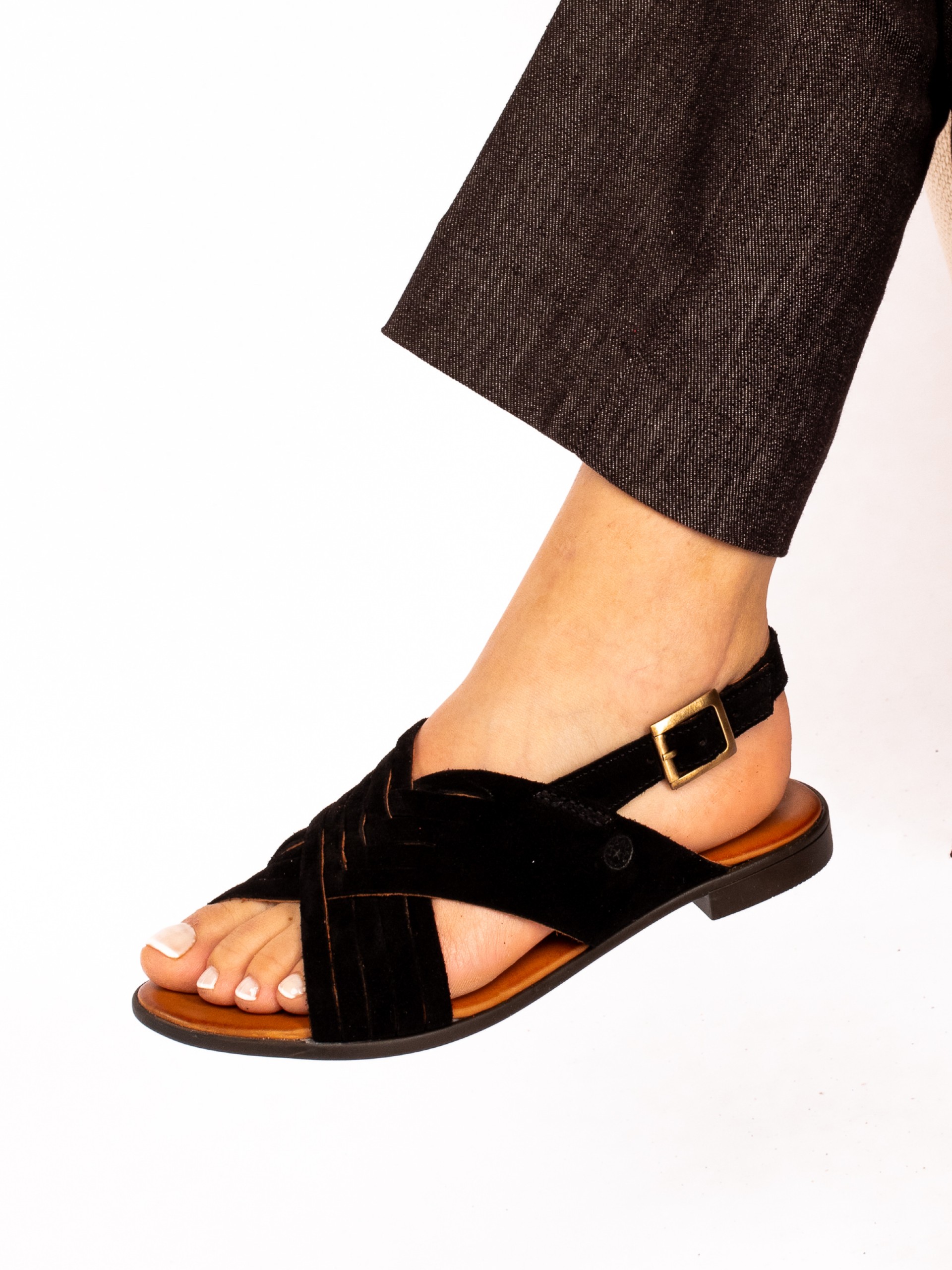 Sandália Rasa de Camurça