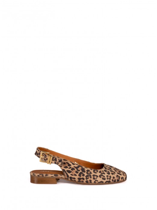 Sapato 
com Padro Animal Print