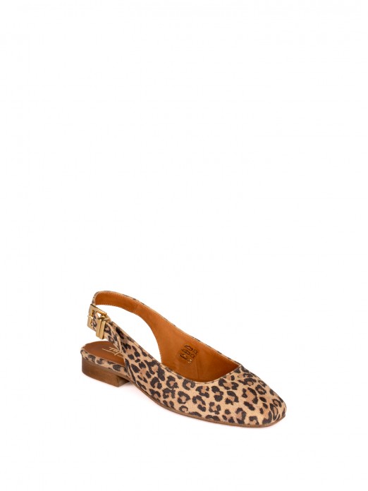 Sapato 
com Padro Animal Print
