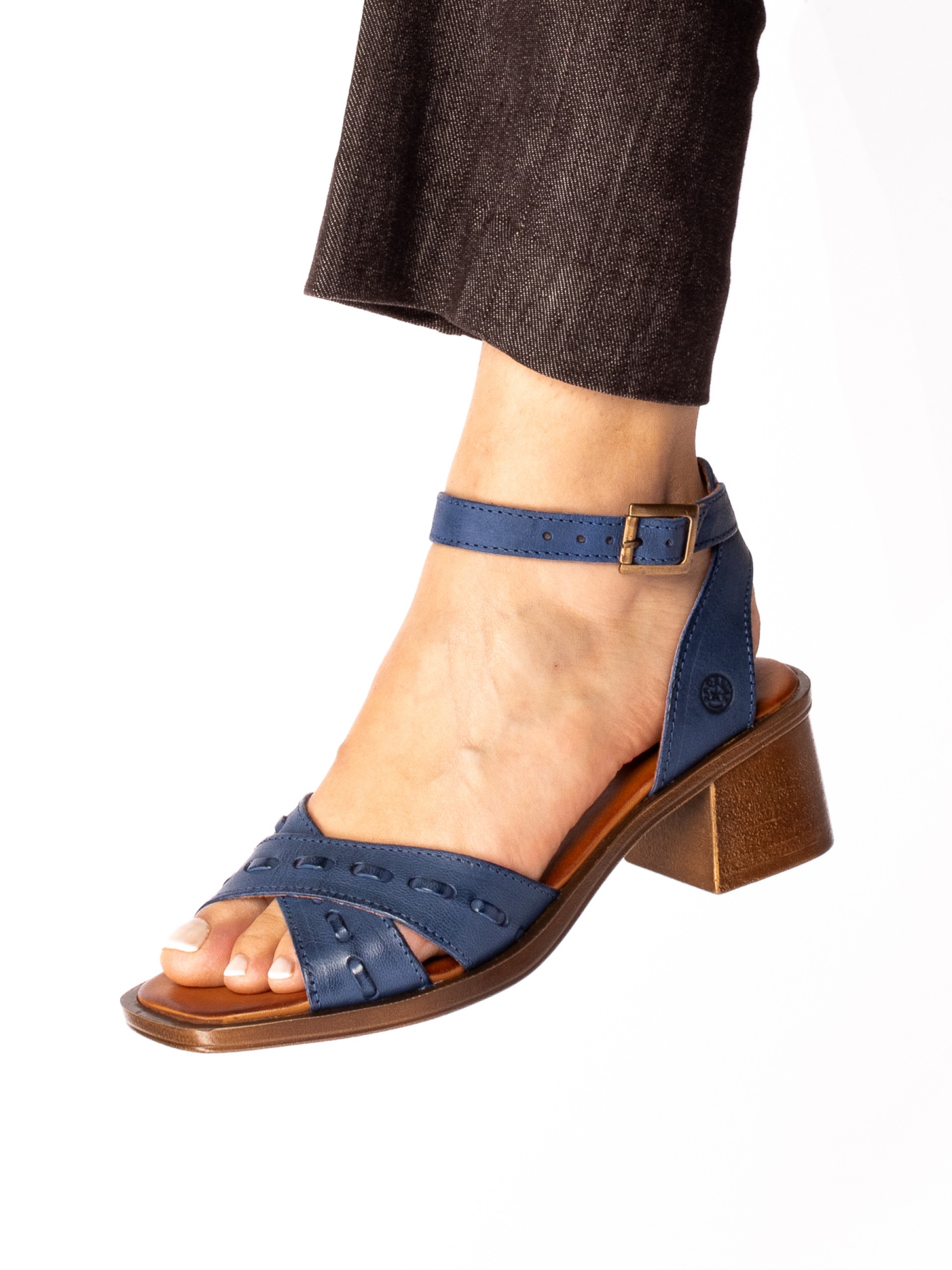 Sandália de Salto em Pele