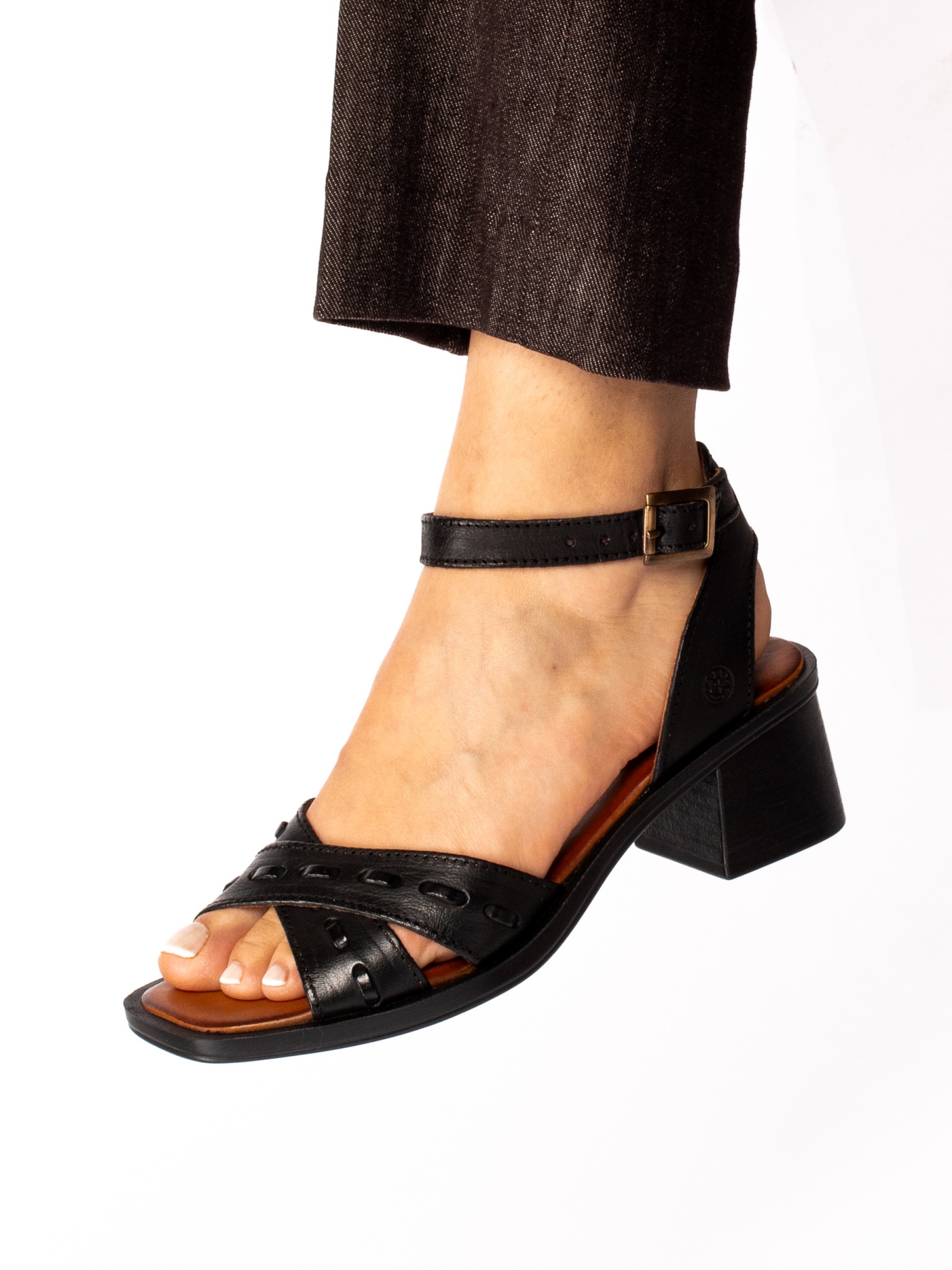 Sandália de Salto em Pele