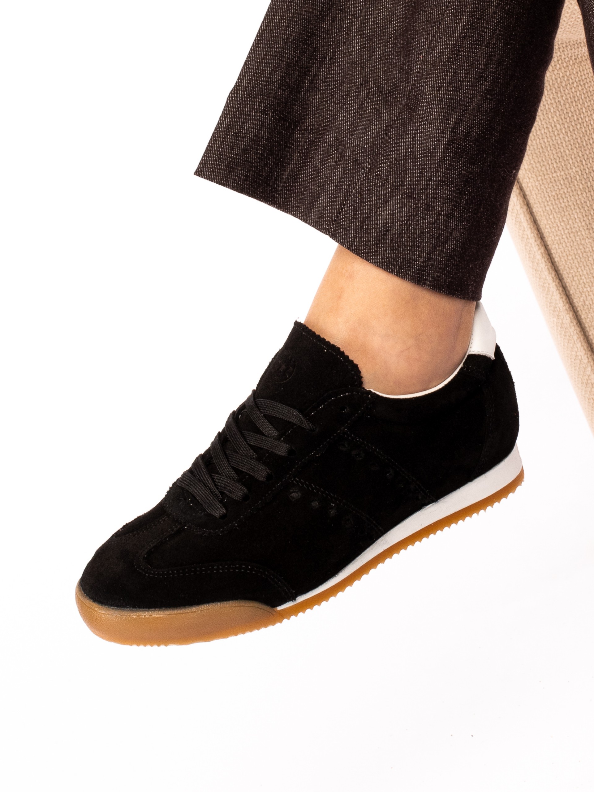 Suede Sports Shoe