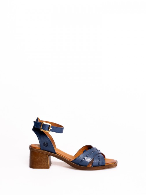 Sandlia de Salto em Pele