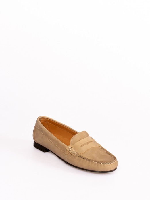 Mocassim em Nobuck com Travesso
