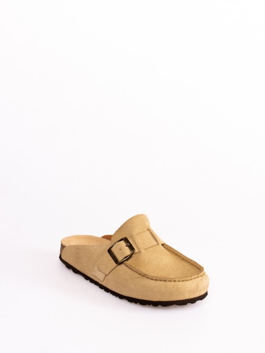 Clogs em Camura com Fivela