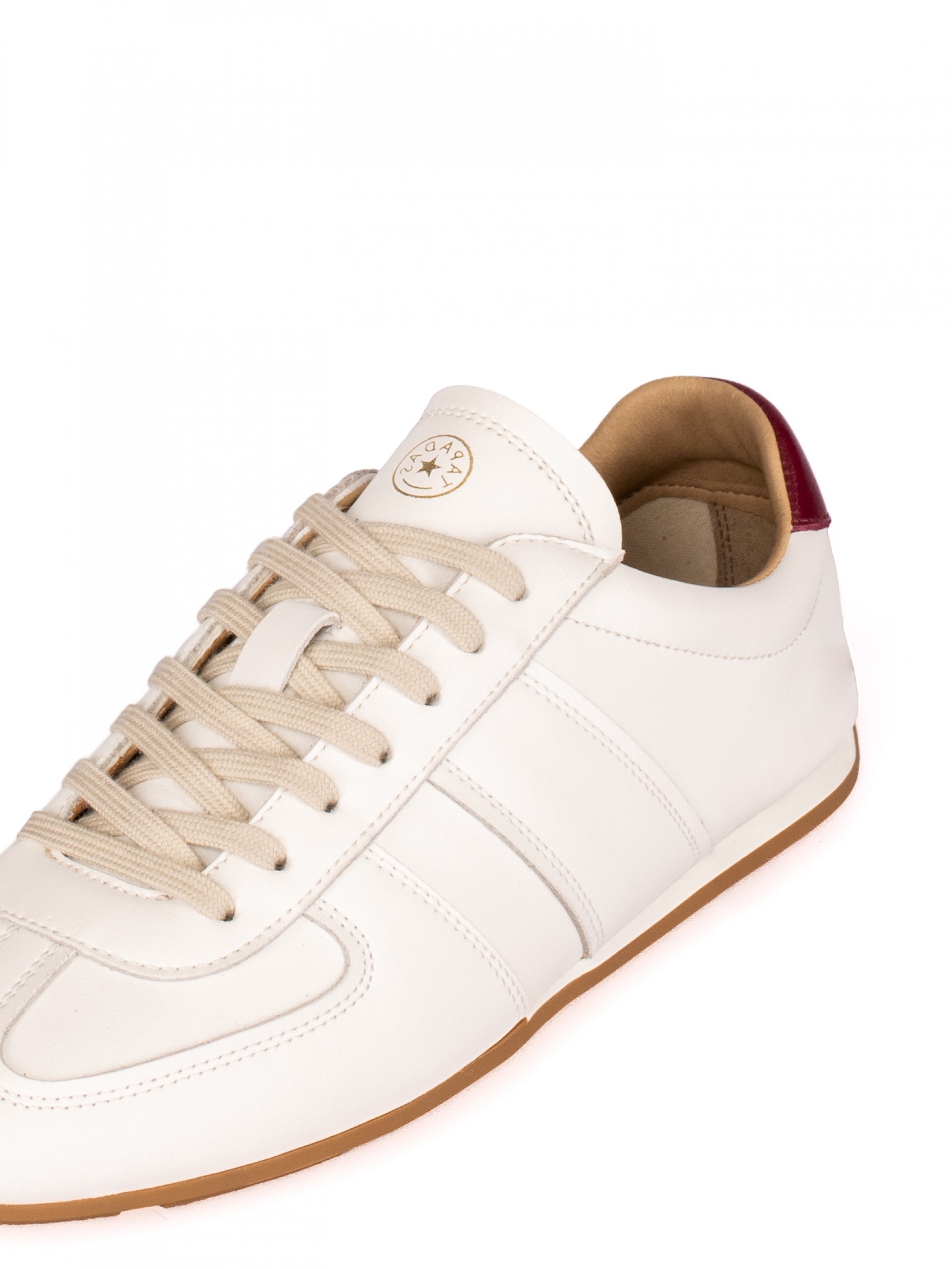 Thin Sole Leather Sports Shoe