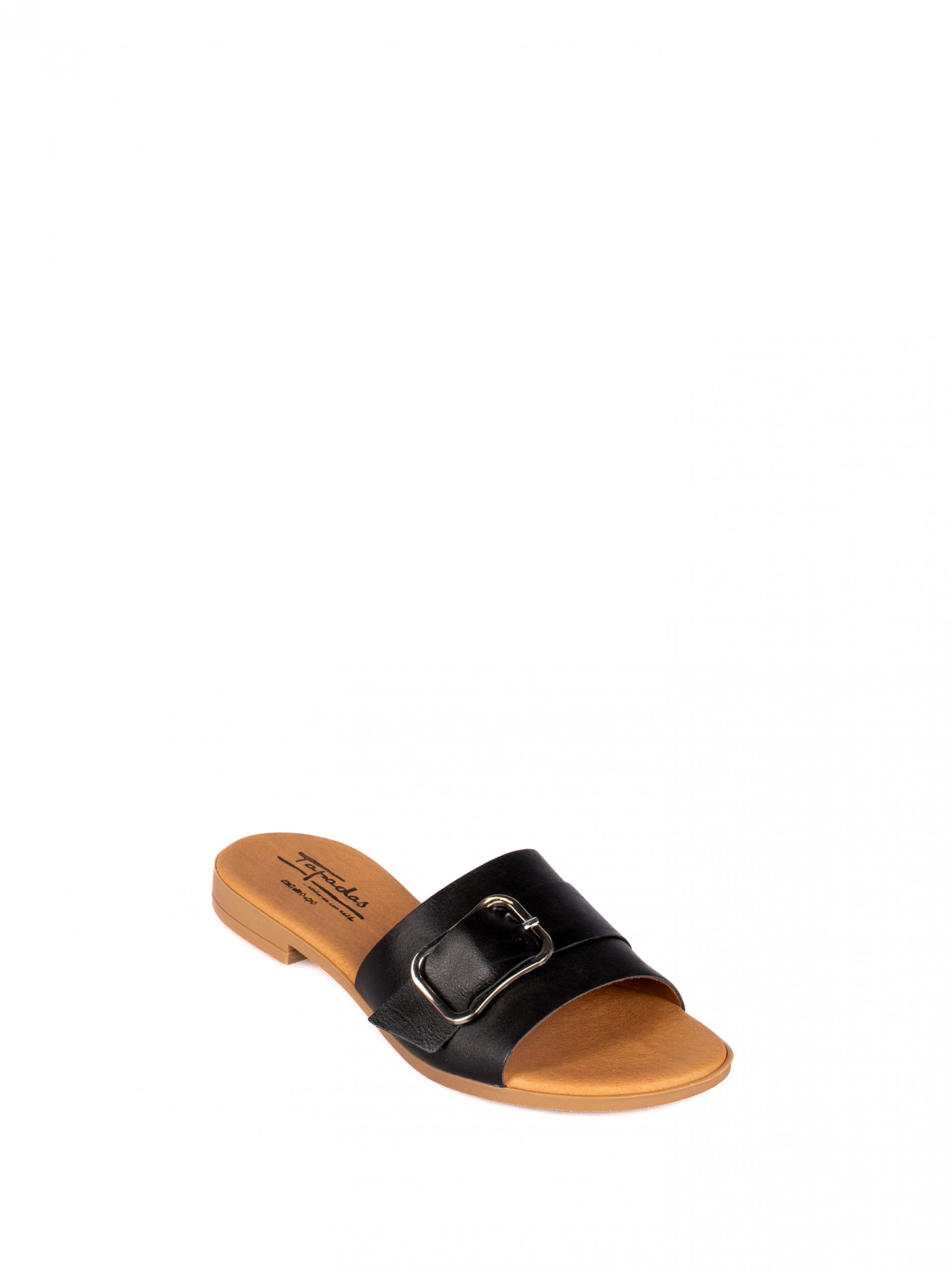 Chinela em Pele com Detalhe de fivela