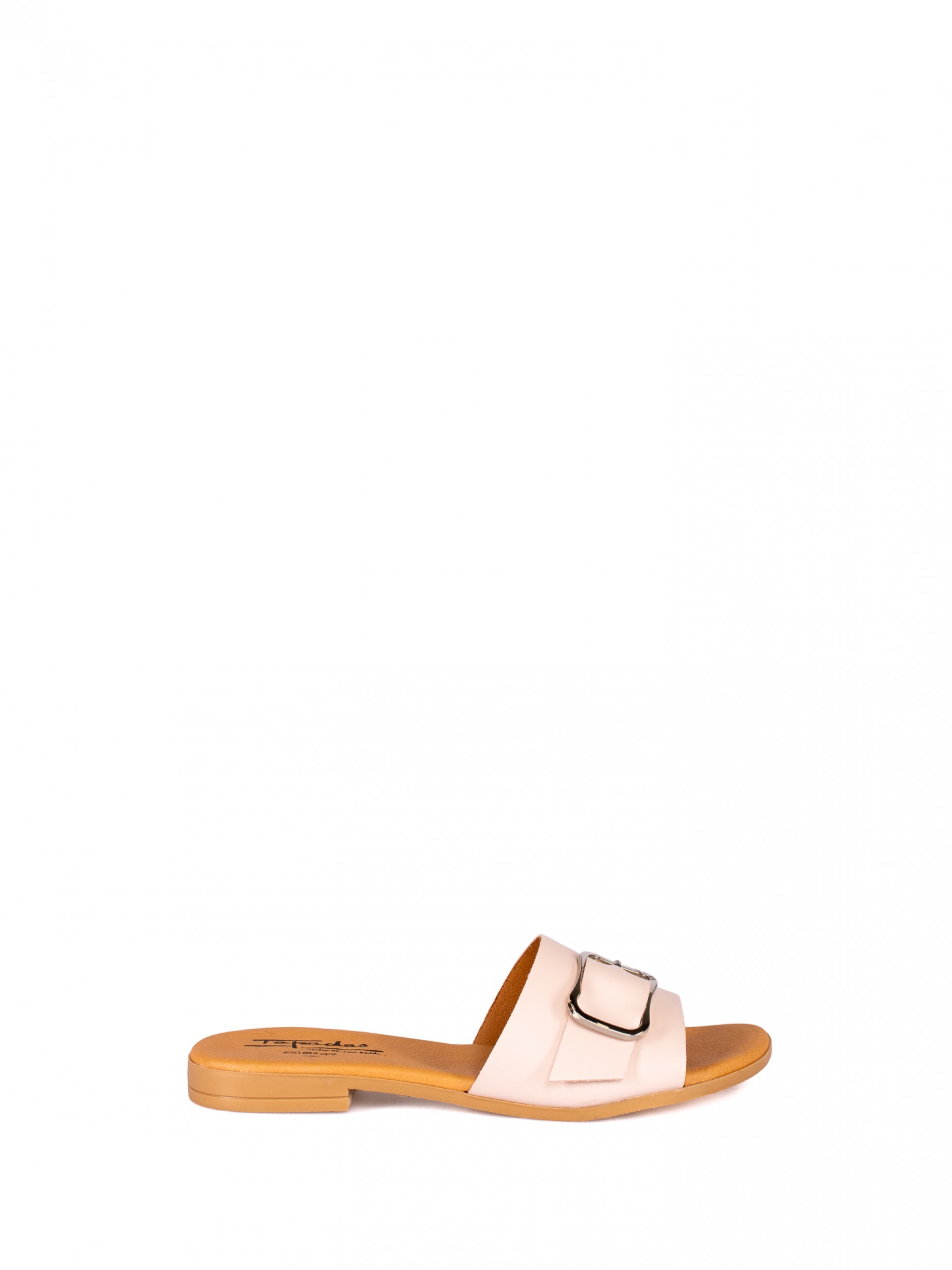 Chinela em Pele com Detalhe de fivela