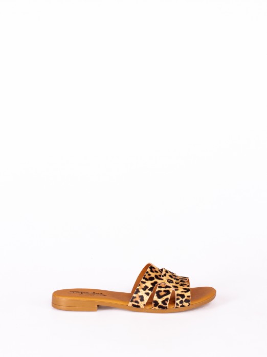 Chinela Tiras em Animal Print