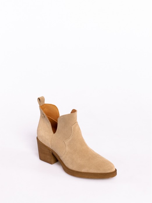 Texan Suede Ankle Boot