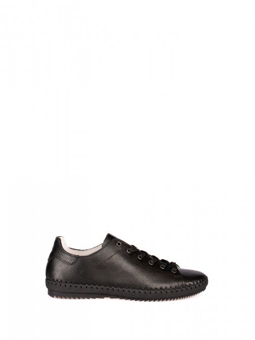 Sports Shoe in Leather